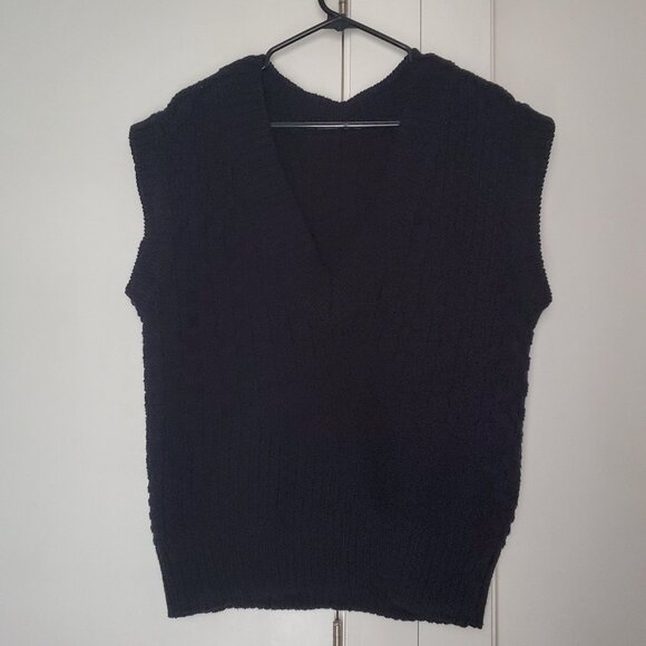 Blackmilk - Black Textured Knit Vest - Limited - AU XS/S - Picture 7 of 11